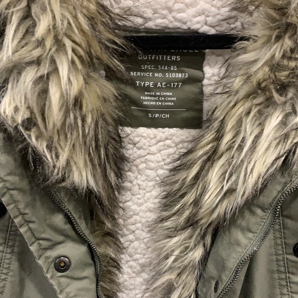 Faux-fur lined winter jacket - Picture 2 of 3